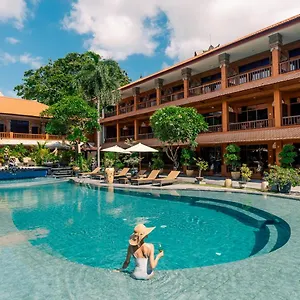 4* Ośrodek wypoczynkowy Wina Kuta Bali