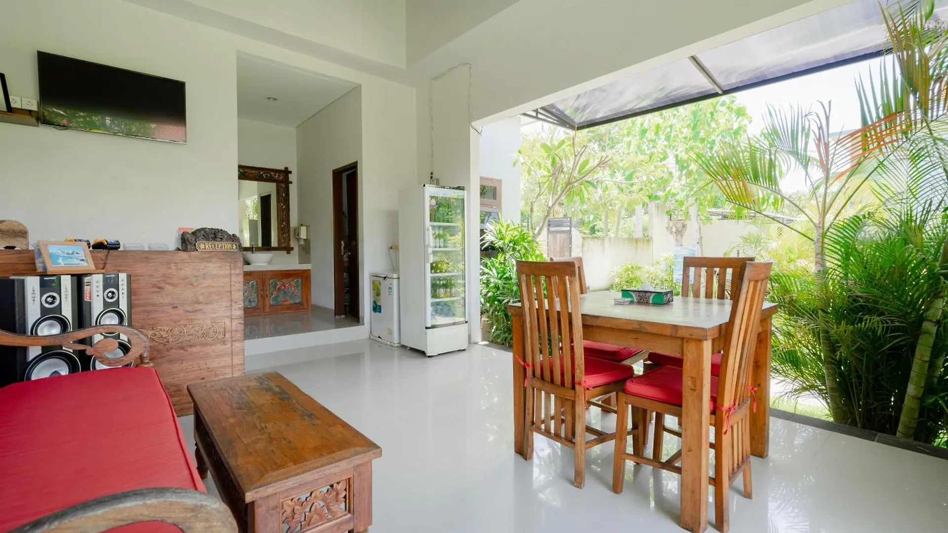Wira Homestay & Spa contacts